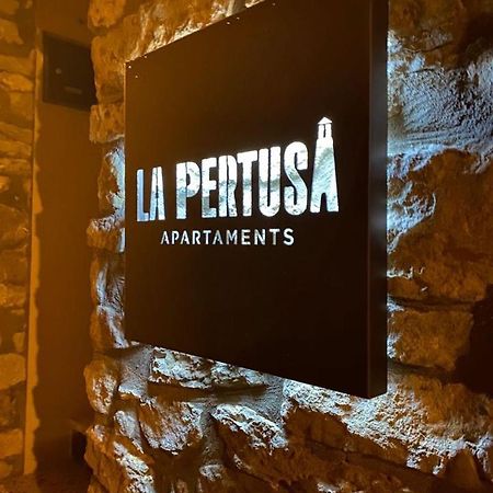 Apartaments La Pertusa 2O Corca  Dış mekan fotoğraf
