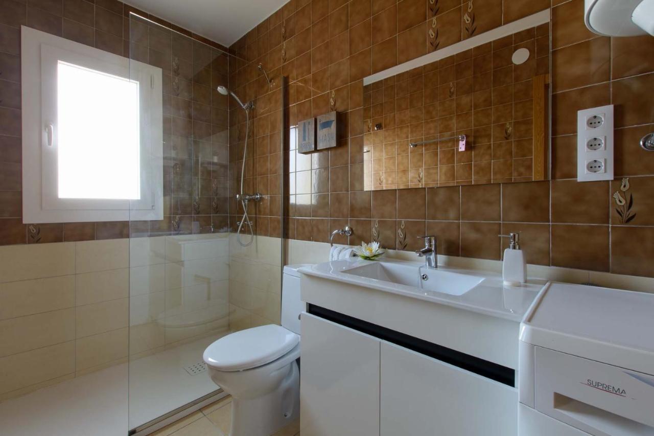 Apartaments La Pertusa 2O Corca  Dış mekan fotoğraf