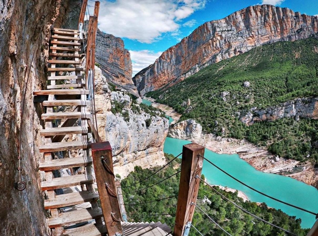 Apartaments La Pertusa 2O Corca  Dış mekan fotoğraf
